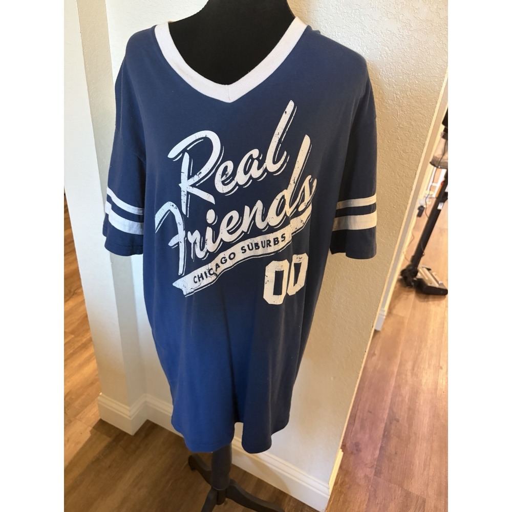 Real Friends Band Chicago Suburbs Graphic T-Shirt Blue/White V-Neck XL